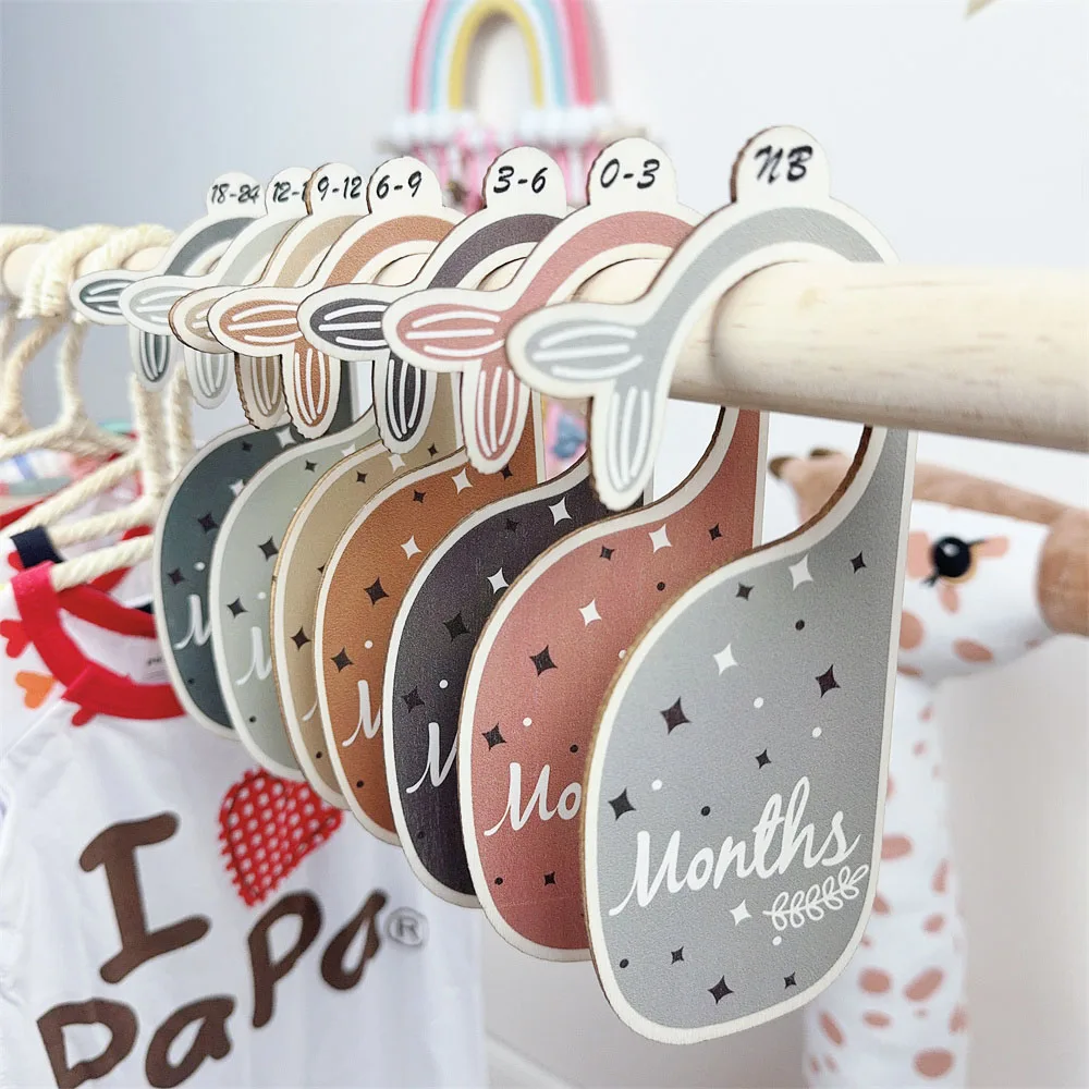 Baby Closet Dividers 7pcs Wooden Baby Closet Size Organizer One-Side Whale Shape Neutral Baby Clothes Size Hanger from NB to 24m