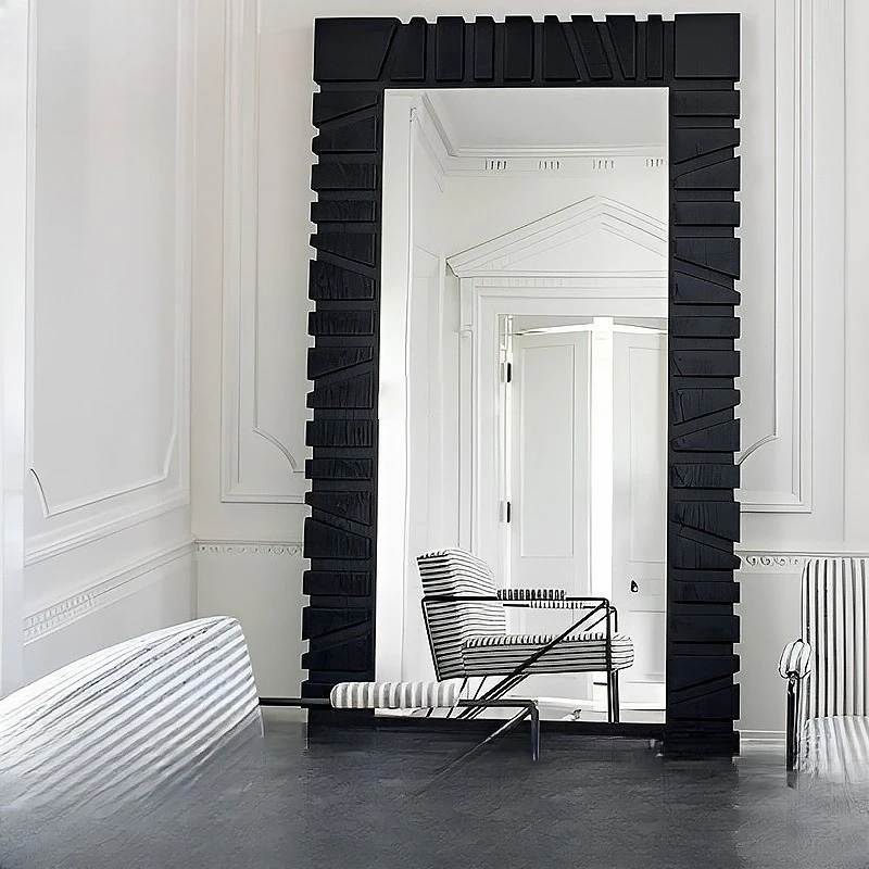 Irregular floor-to-ceiling full-length