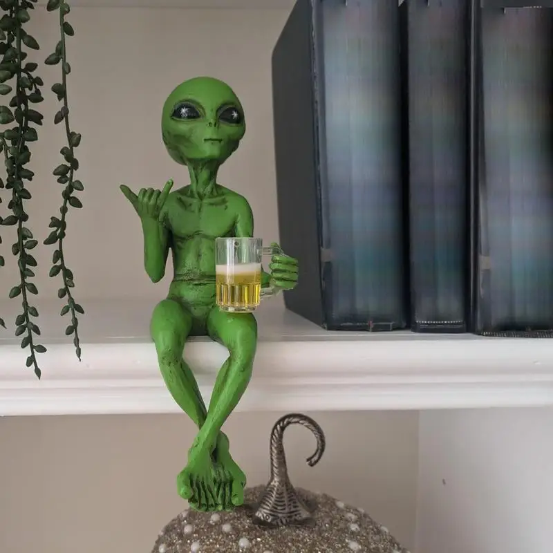مضحك الراتنج الغريبة تمثال في الهواء الطلق حديقة الديكور UFO قزم النحت سطح المكتب ديكور المنزل لجميع القديسين عيد الميلاد الحلي