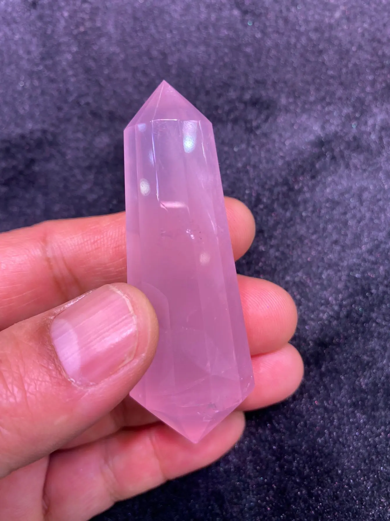 

Натуральный кристалл розового кварца, 12-гранный, в форме VOGEL, для целительства