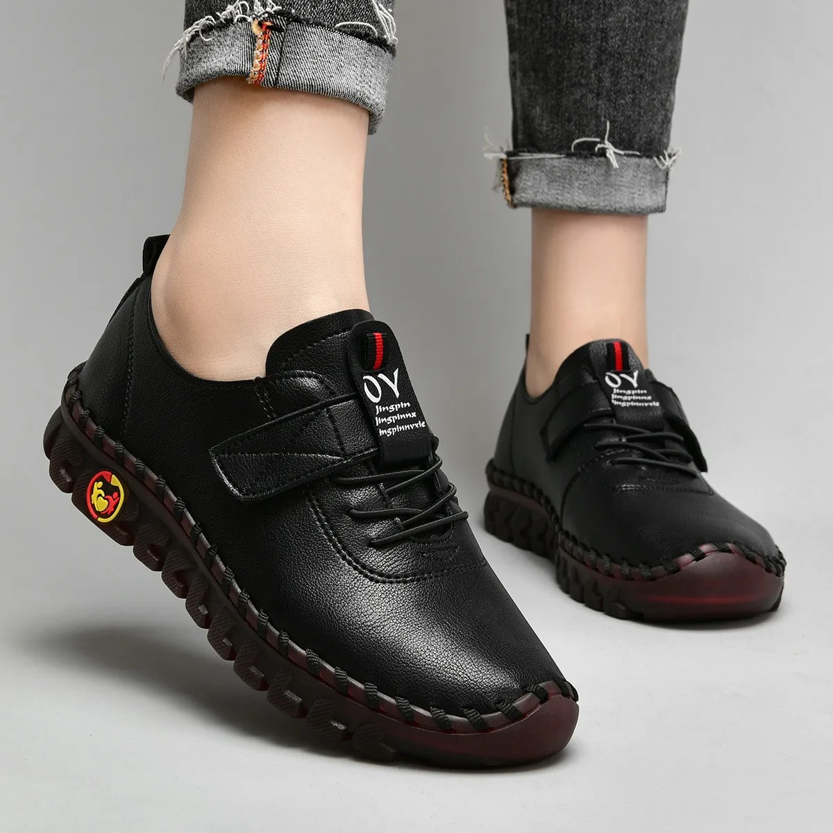 Black Oxford Vulcan Nurse Shoes for Women 2024 Spring Waterproof Leather Sneakers Plus Size Soft Soled Moccasins Mom Shoes