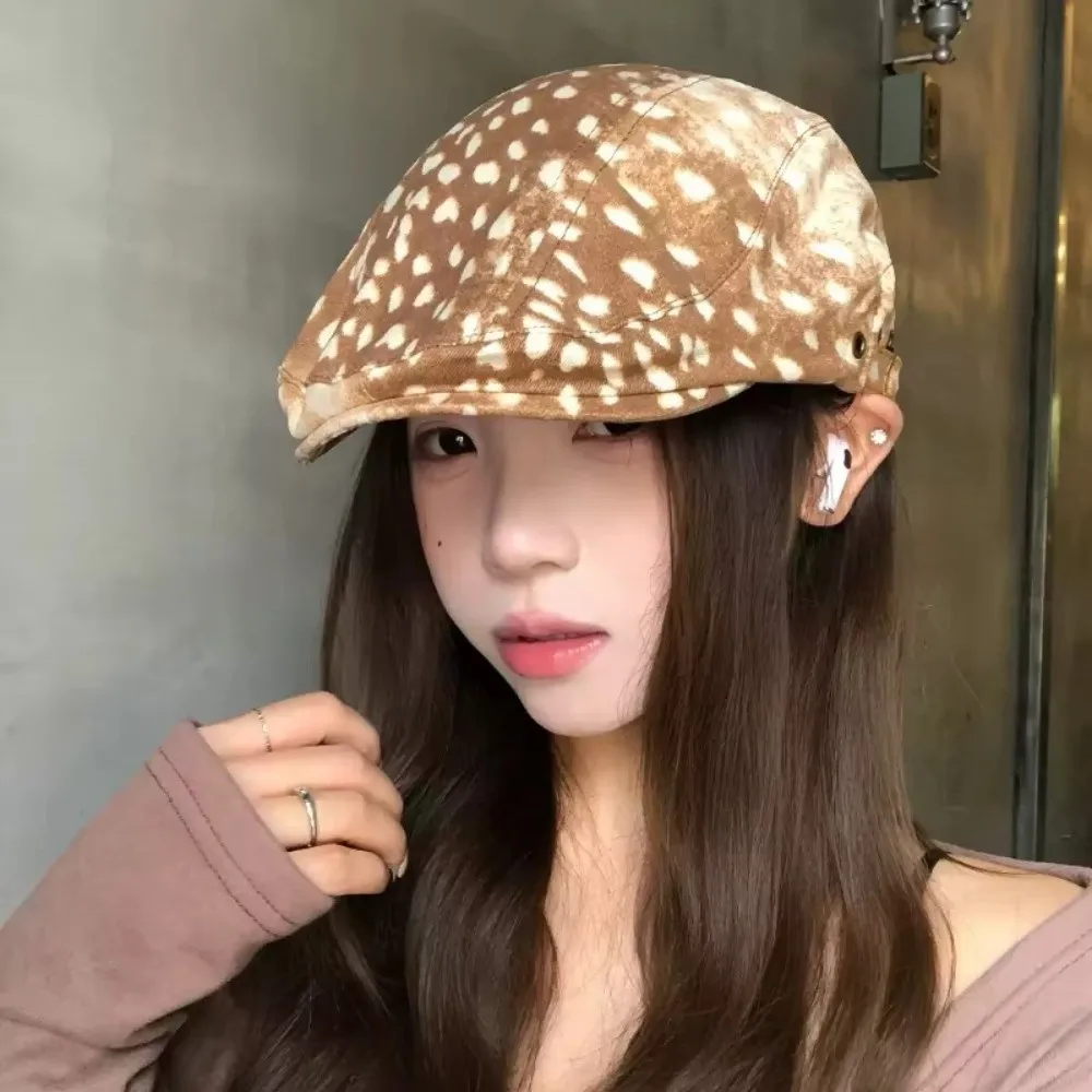 Retro Versatile Deer Spotted Berets Short Brim Irregular Stitching Forward Hats Deer Ripple Beret Cap for Men and Women