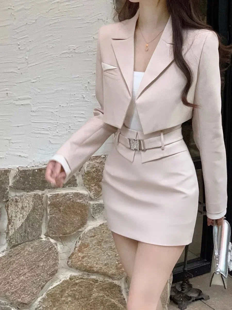 

Autumn and Winter 2024 Advanced Style Waistband Slim Blouse + Skirt Fashionable High-end Two Piece Sets Women Outifits