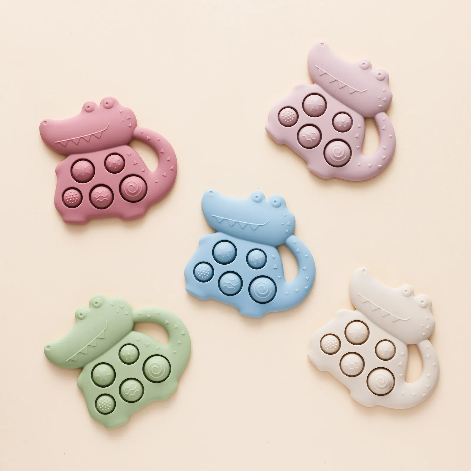 Baby Teething Toy, Food-Grade Silicone Teething Ring, BPA Free, for 0-12 Months, Cartoon Bear Carousel Sensory Gift