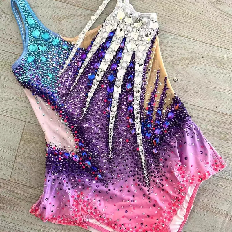 Tańce na lodzie, Clear Shadow, Łyżwiarstwo figurowe, Spódnice do występów, Gimnastyka artystyczna, Kostiumy, Zawody dziewczęce