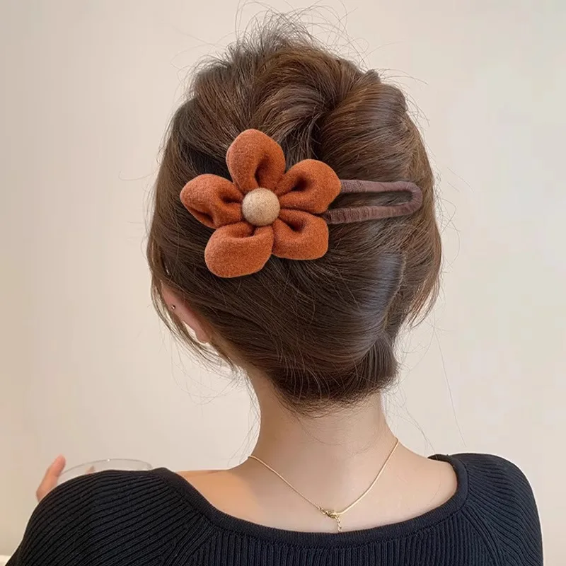 

Trendy Half-Up Hair Clip That Doesn'T Hurt the Head, Cute Hair Accessory, Yarn Hair Clip, Cartoon Claw Clip, Fabric Simple Hairpin for Women