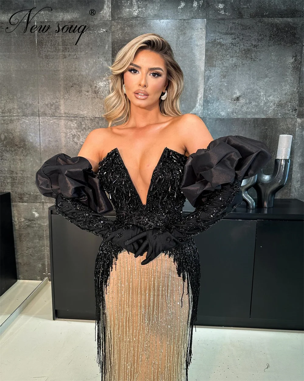 

2025 Newest Dubai V Neck Beaded Prom Dresses Mermaid Long Tassel Evening Dress Vestidos De Gala Engagement Party Gown Customized