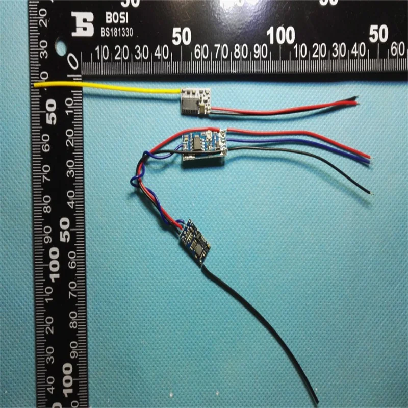 وحدة صغيرة الحجم لمكافحة التشويش اللاسلكية التحكم عن بعد نبض لتأخير اطلاق النار التناظرية
