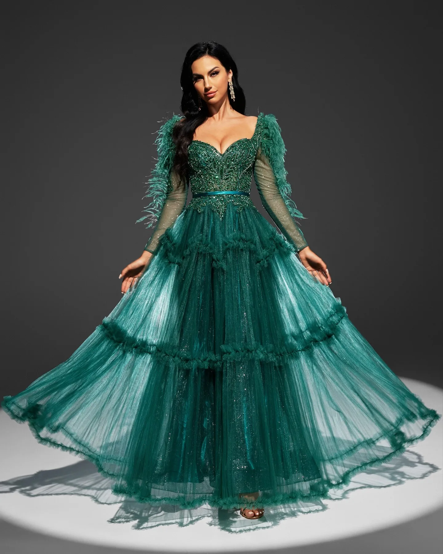 Glitter Dark Green Evening Dress A-Line Ruffles Appliques Sweet Long Sleeves Feather Tulle Court Vestidos De Customized