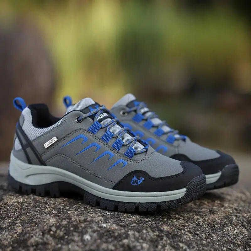 Warm Cotton-Boosted Outdoor Mountaineering Shoes Fashionable Large Size Couple's Boots Low Cut Men's Hiking Footwear