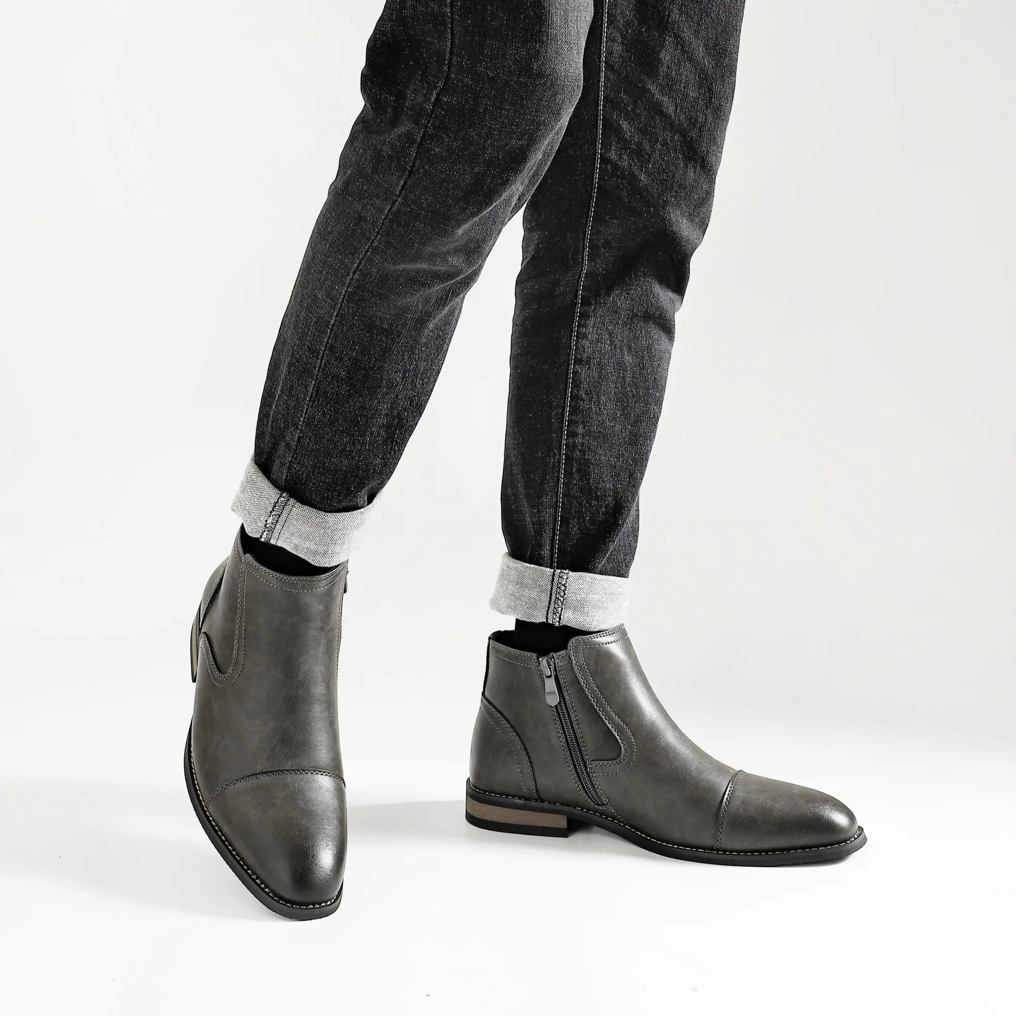 Botas Hombres Cómodas Moda 2025 Botas de marca Cuero