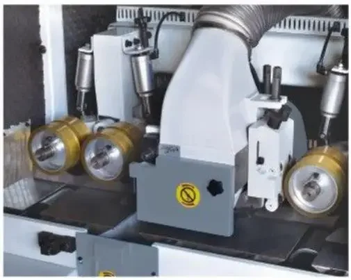 2 mesin Indu5ial otomatis empat sisi Moulder