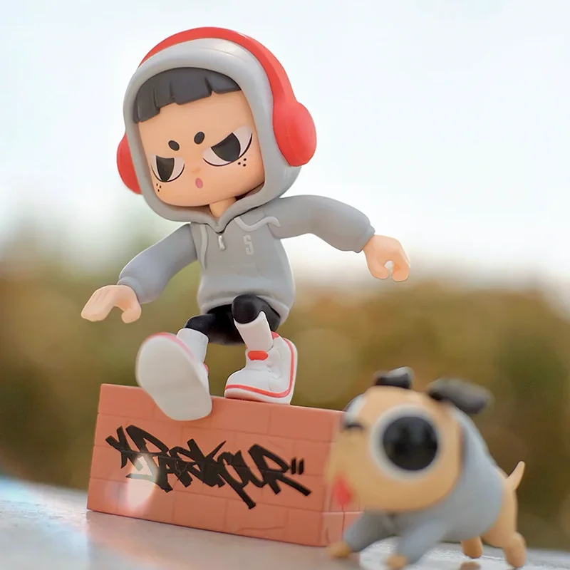 

Pop Mart Vita Extreme Sport Series Genuine Blind Box Mystery Box Guess Bag Toys Doll Cute Anime Figure Desktop