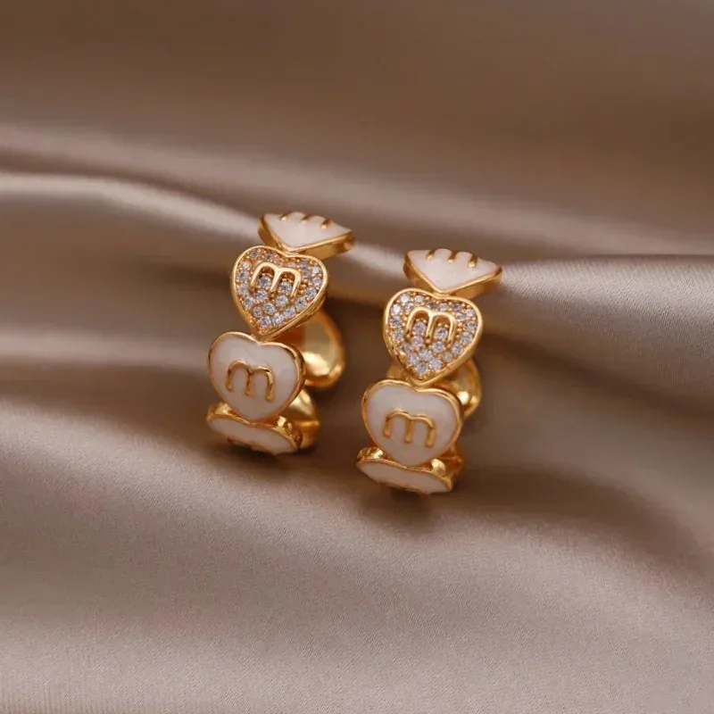 

TUES Korea 16K Gold Plated Letter M Earrings for Women Love C Zircon Enamel Elegant Fashion Jewelry Daily Work Accessories Gift