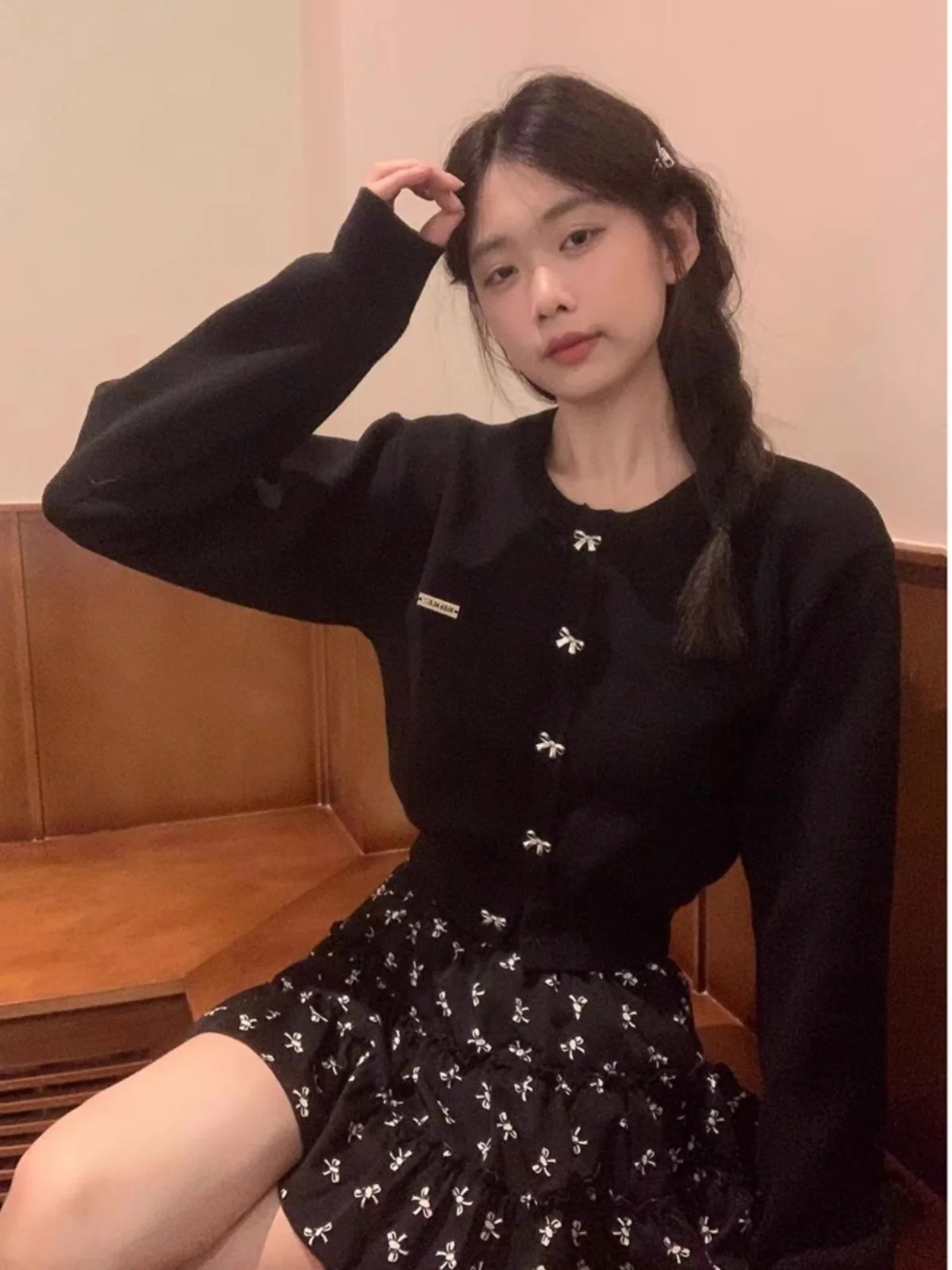 

Ladies' Chic Loose Knitted Sweater Lazy Sle Autumn New Faion Slimming Top round Ne Long Sve ort Length Single Button