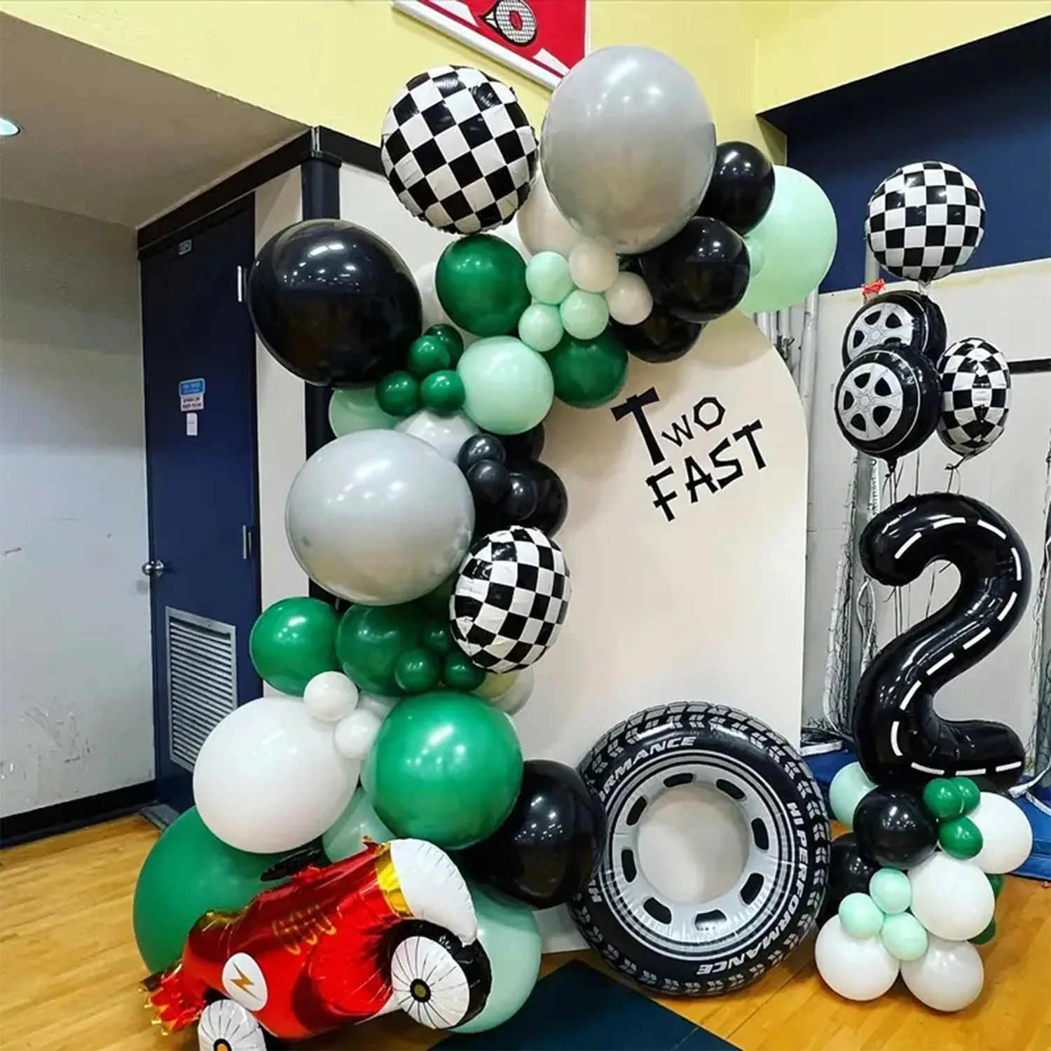 12 Stück/Set 18 Zoll Rennreifen Schwarz-Weiß Karierte Folienballons Rennsport Geburtstagsparty-Zubehör für Jungen Rennwettbewerb – Detail 5