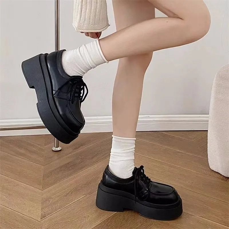 Winter Shoes Women British Style Oxfords Clogs Platform Female Footwear Autumn Preppy Leather New Retro Cross Creepers Dress