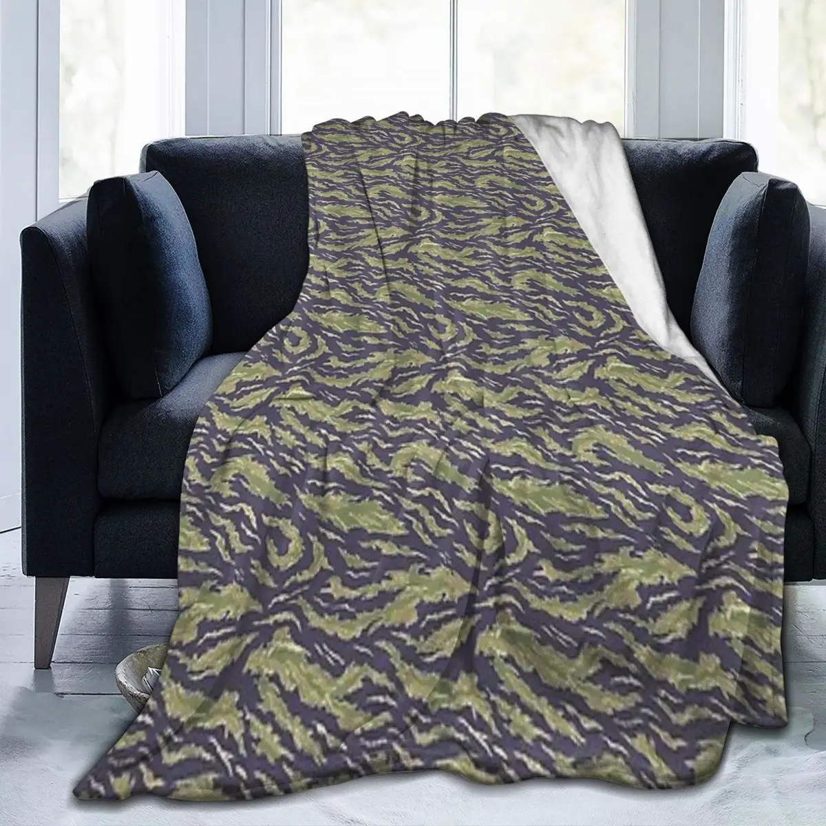 

Tiger Stripe Camouflage Military Camo Blanket Fleece Sofa Throw Blanket Super Soft for Couch Office Throws Bedspread Quilt