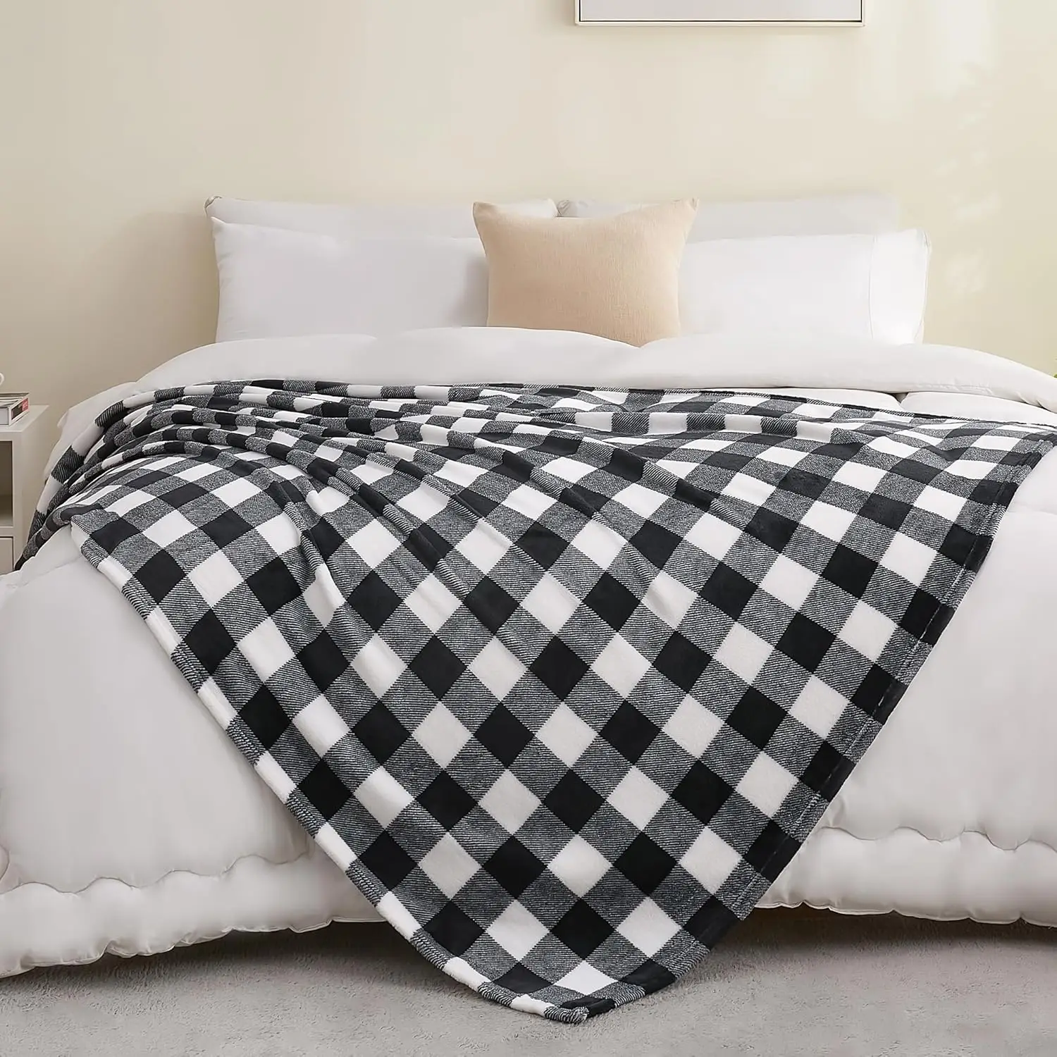 1PC Blanket for Couch Sofa Bed Plaid Decor Black White Checkered Blanket Cozy Fuzzy Soft Lightweight Warm Blankets  All Seasons