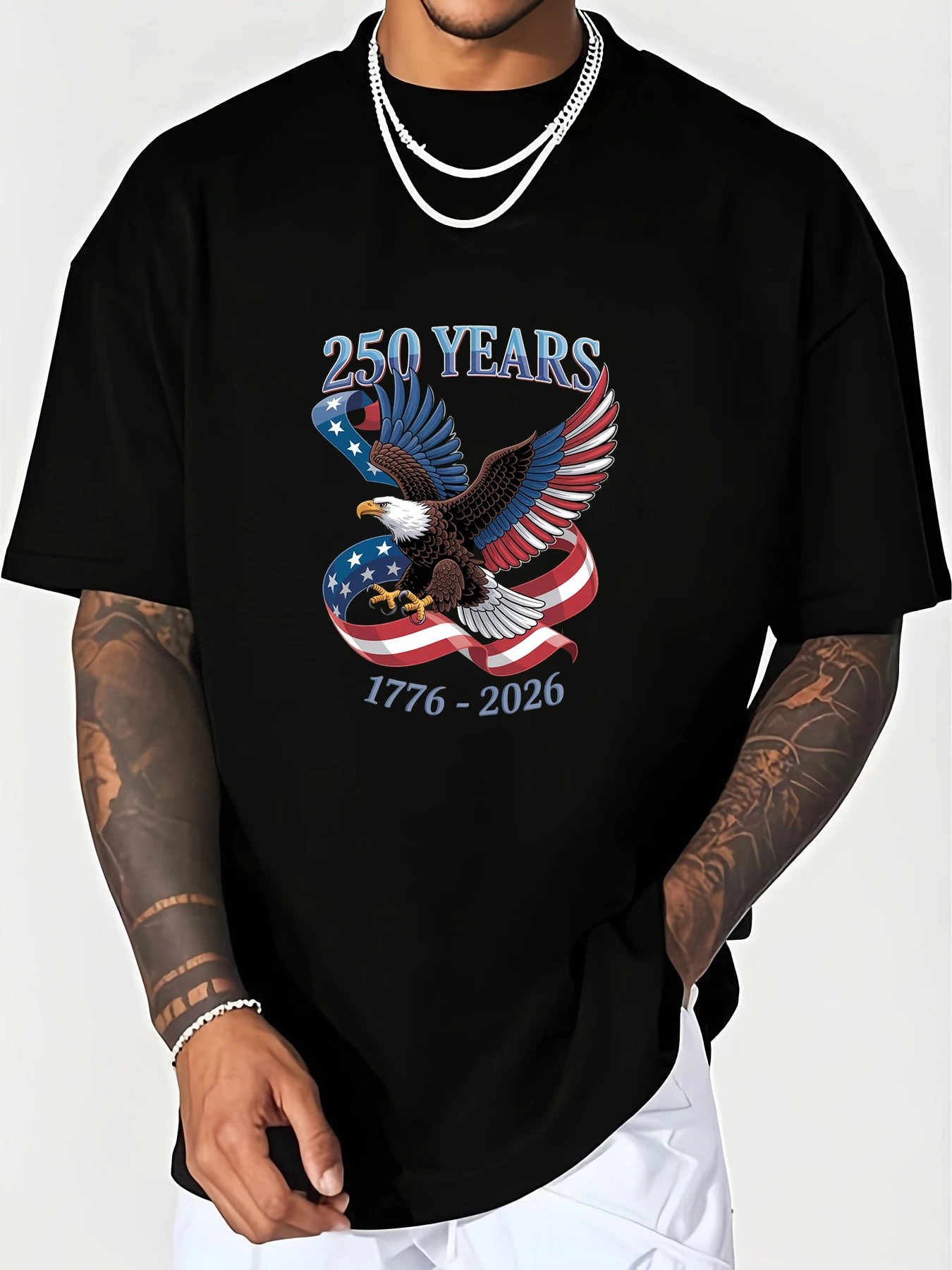 Camiseta informal de manga corta para hombre con alas de águila, colores rojo, blanco y azul, decoración de bandera de estrellas y rayas, conmemoración del aniversario 1776-2026, estilo de dibujos animados dinámico, camiseta de pareja de algodón puro