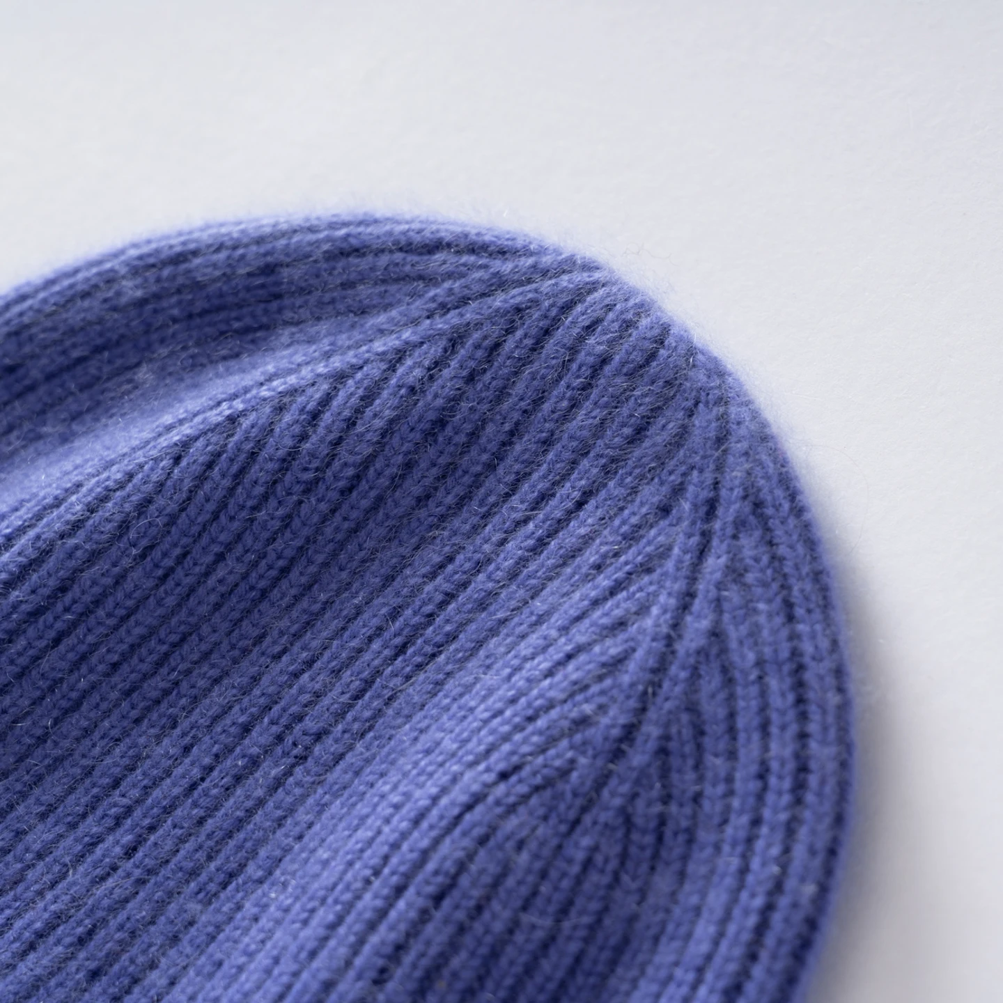 Hochwertige Kaschmir-Herbst-Winter-Baby-Mützen für Kinder, gerippte, umgeschlagene, gestrickte, weiche, warme, nahtlose Beanies für Jungen und Mädchen. – Detail 30