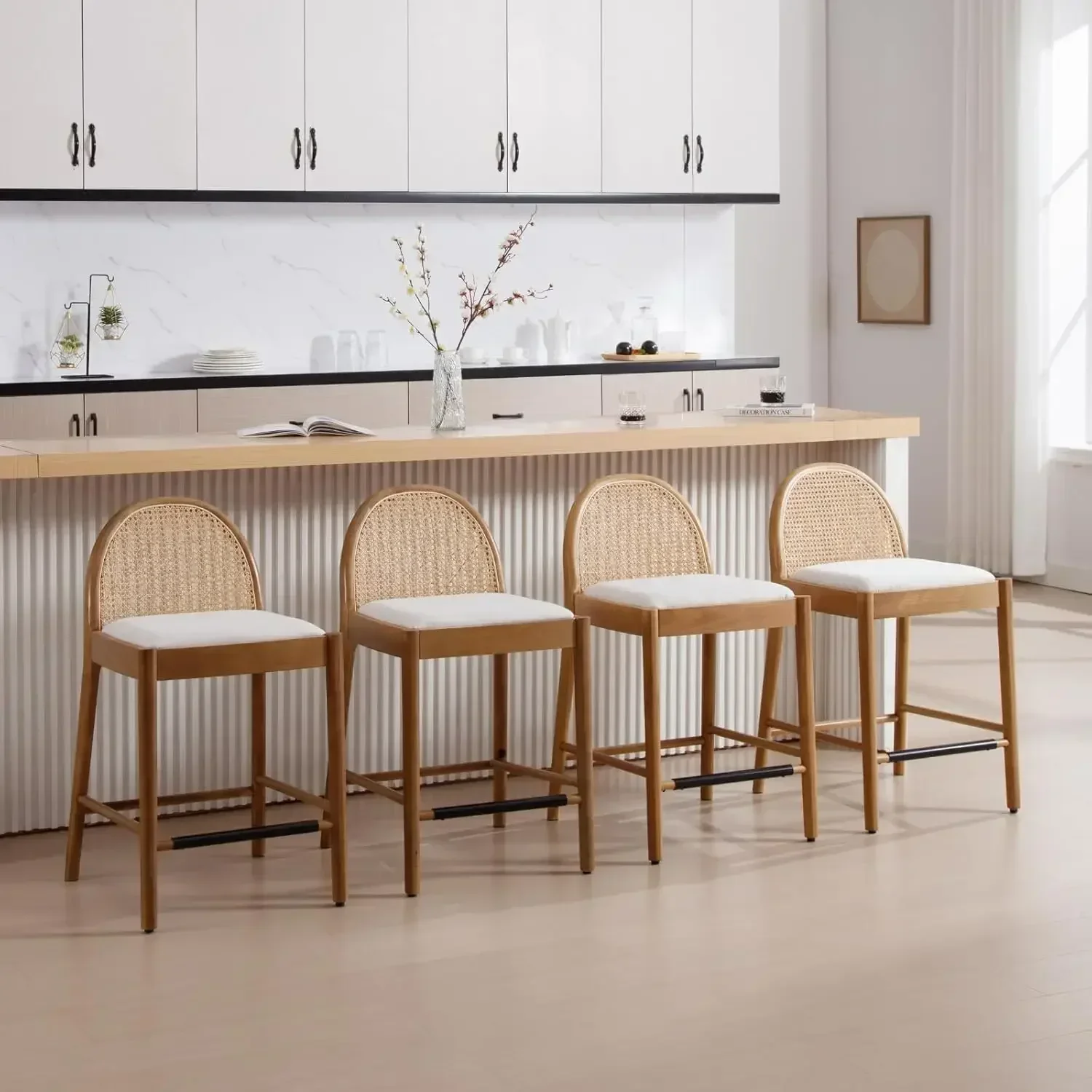 [핫세일, 지금 구매하세요! ]현대식 카운터 스툴 4개 세트, 등받이가 있는 26인치 카운터 높이 스툴, 편안한 등나무 스툴