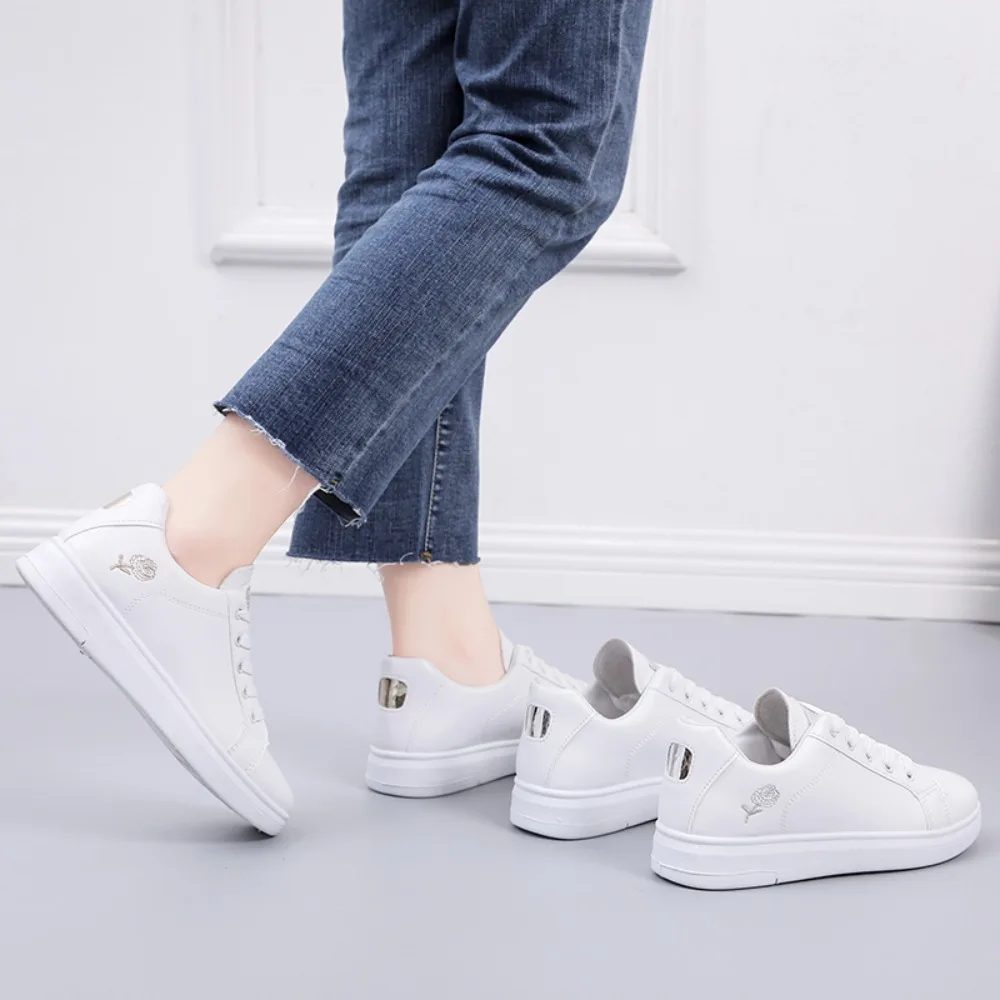 Shoes For Women Running Spring Autumn Fashion White Breathable Embroidered Flower Lace-Up Casual Sneakers Zapatos De Mujer