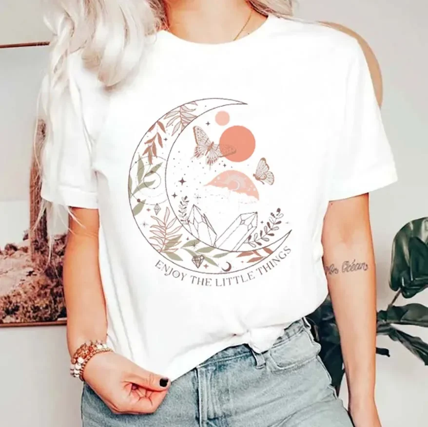 

Sweet and Fashionable Women's Casual Butterfly Printed Letter Pattern T-Shirt Clothing Women's Short Sleeved Printed Cute T-Shir