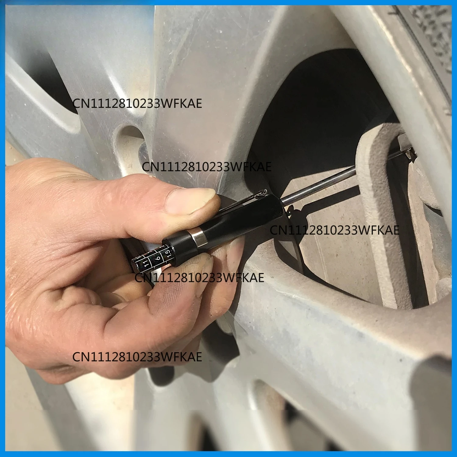 Automobile brake pad detection pen scale thickness ruler tire pattern depth thickness ruler detector free from dismantling tires