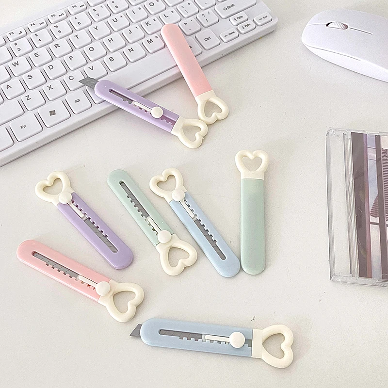 1PCS Kawaii Love Heart Utility Knife Paper Cutter Pocket Knife Safety Box Cutter Envelope Opener Refillable Blade Stationery