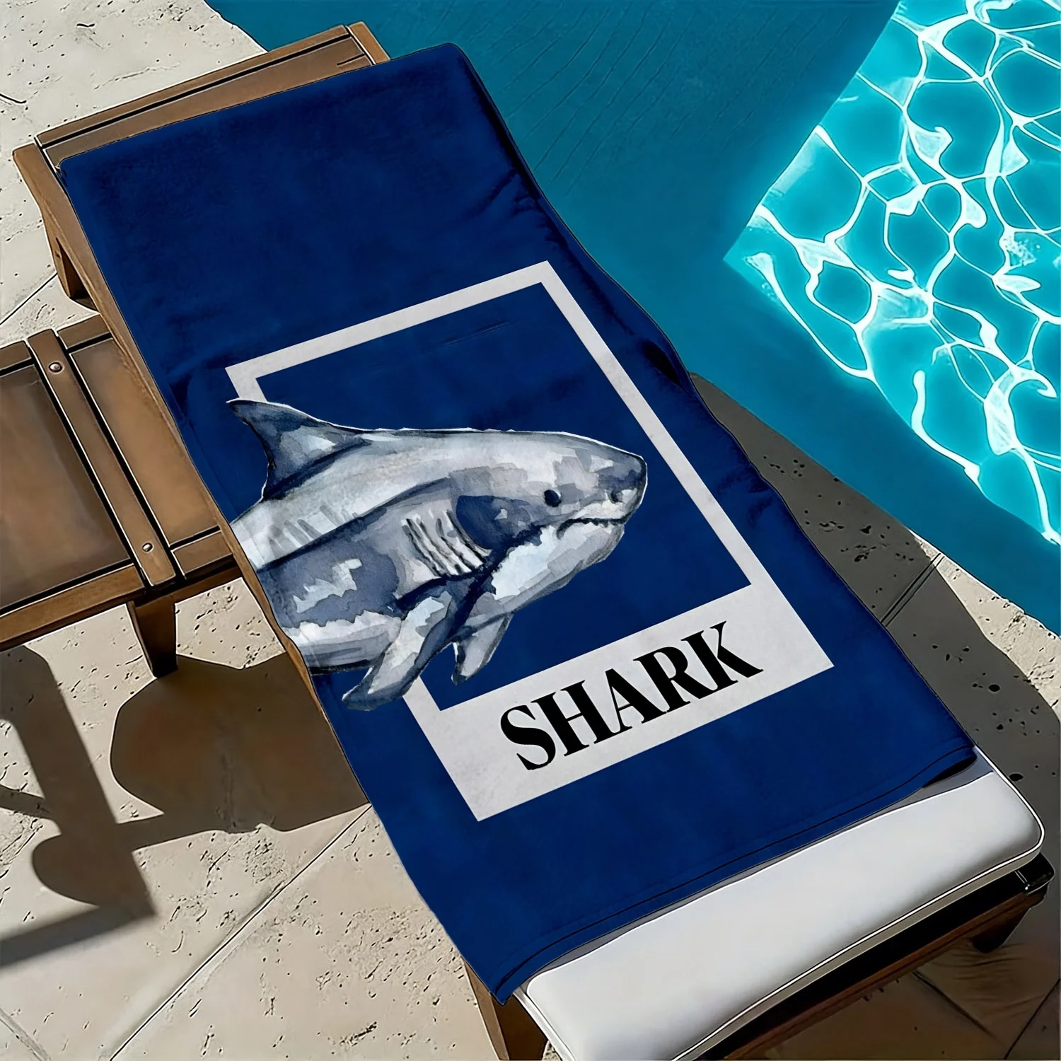 Blue background watercolor shark theme polyester microfiber beach towel is highly absorbent, suitable for swimming beach outings