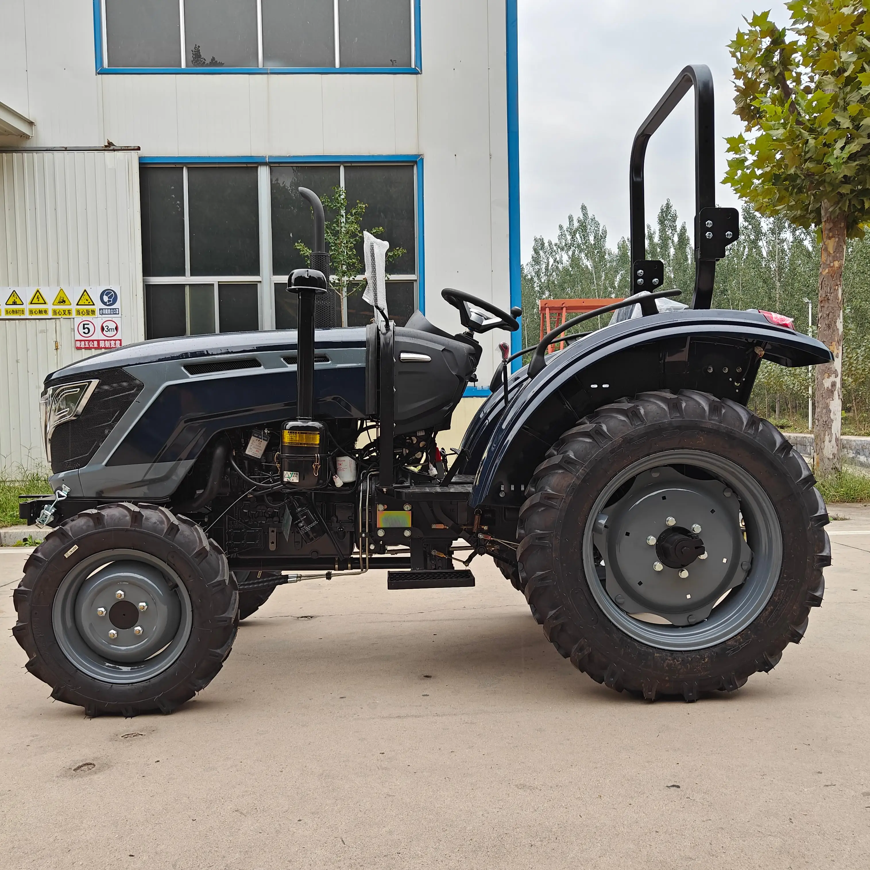 Factory Price 4WD Agricultural Multi-Purpose Tractor with 80hp EPA Engine Core Components Fast Delivery