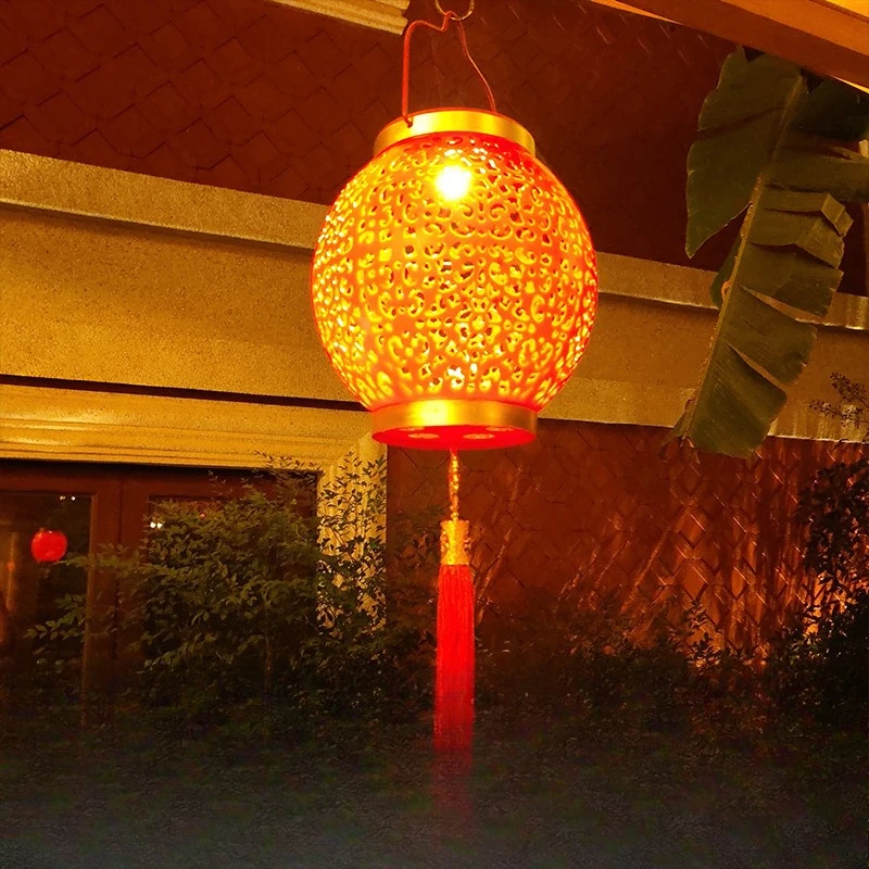

LED solar self-control Chinese New Year festival atmosphere hanging lights Chinese garden decoration solar red lanterns