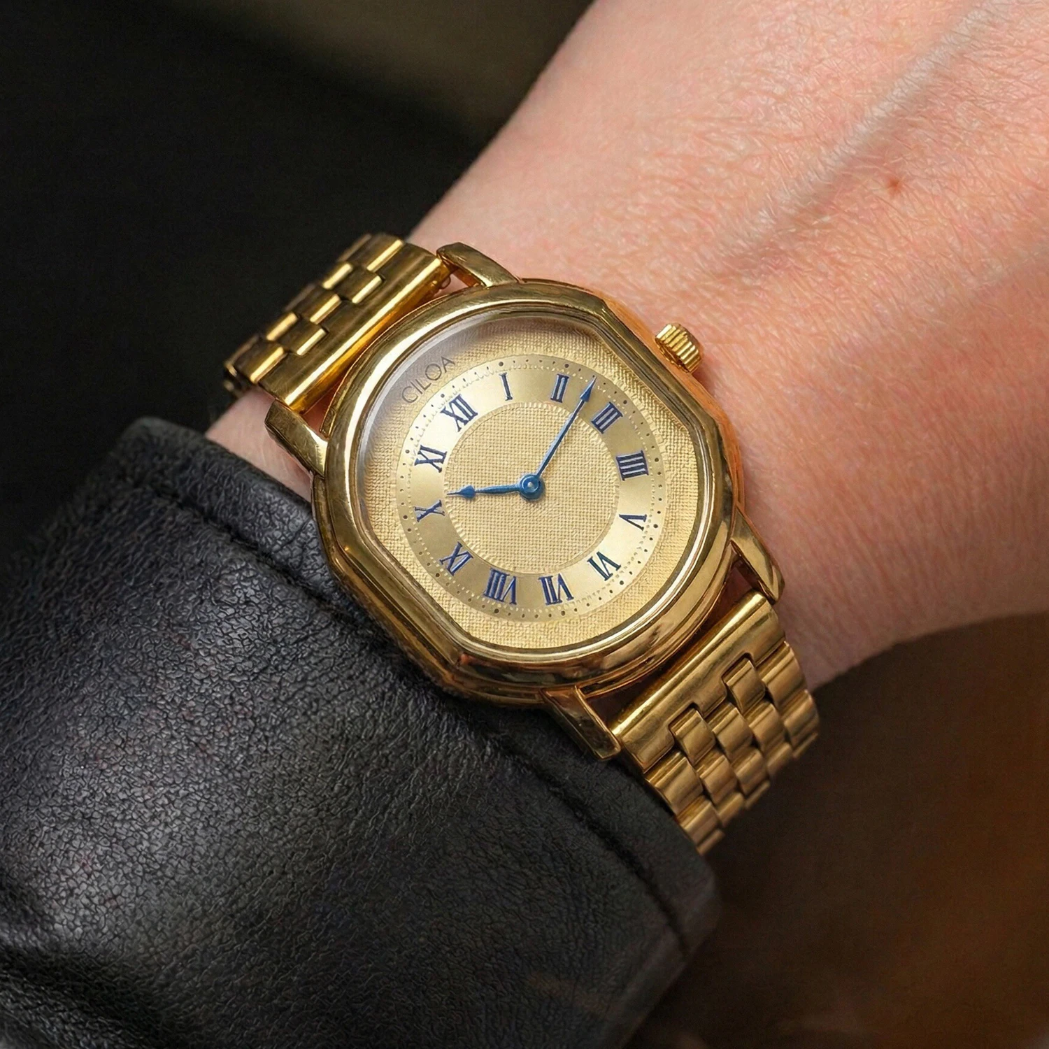 CILOA-Vintage Quartz Watch For Men Octagon Case Roman Numeral Metal Bracelet Analog Wristwatch Dress Gift-526
