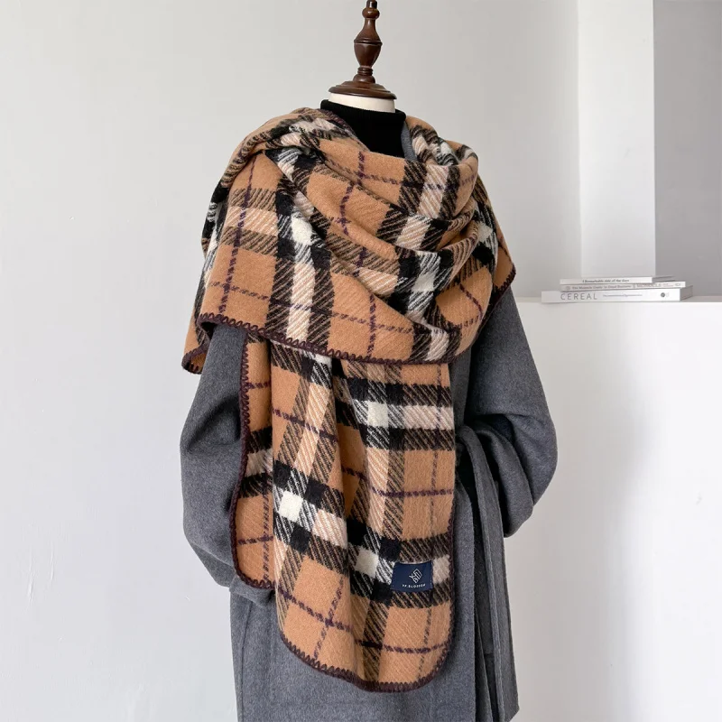 New Retro Plaid high-fashion Scarf Women's Winter Soft Keep Warm All-Matching Couple Scarf Student daily Large Size Trendy Shawl