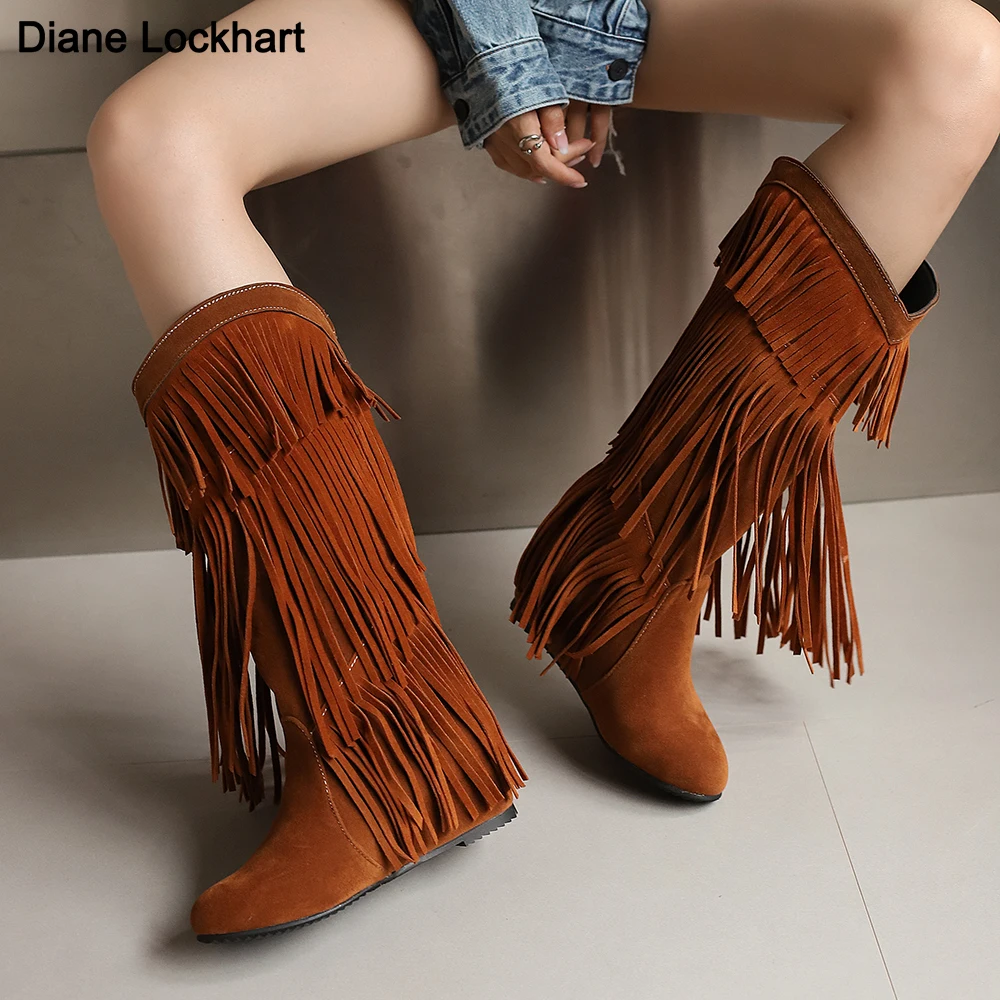 Damskie buty na koturnie z okrągłym noskiem Tassel Winter New Bohemian Flock Mid-calf Boot Female Warm Plush Lined Platform Knee High Boots