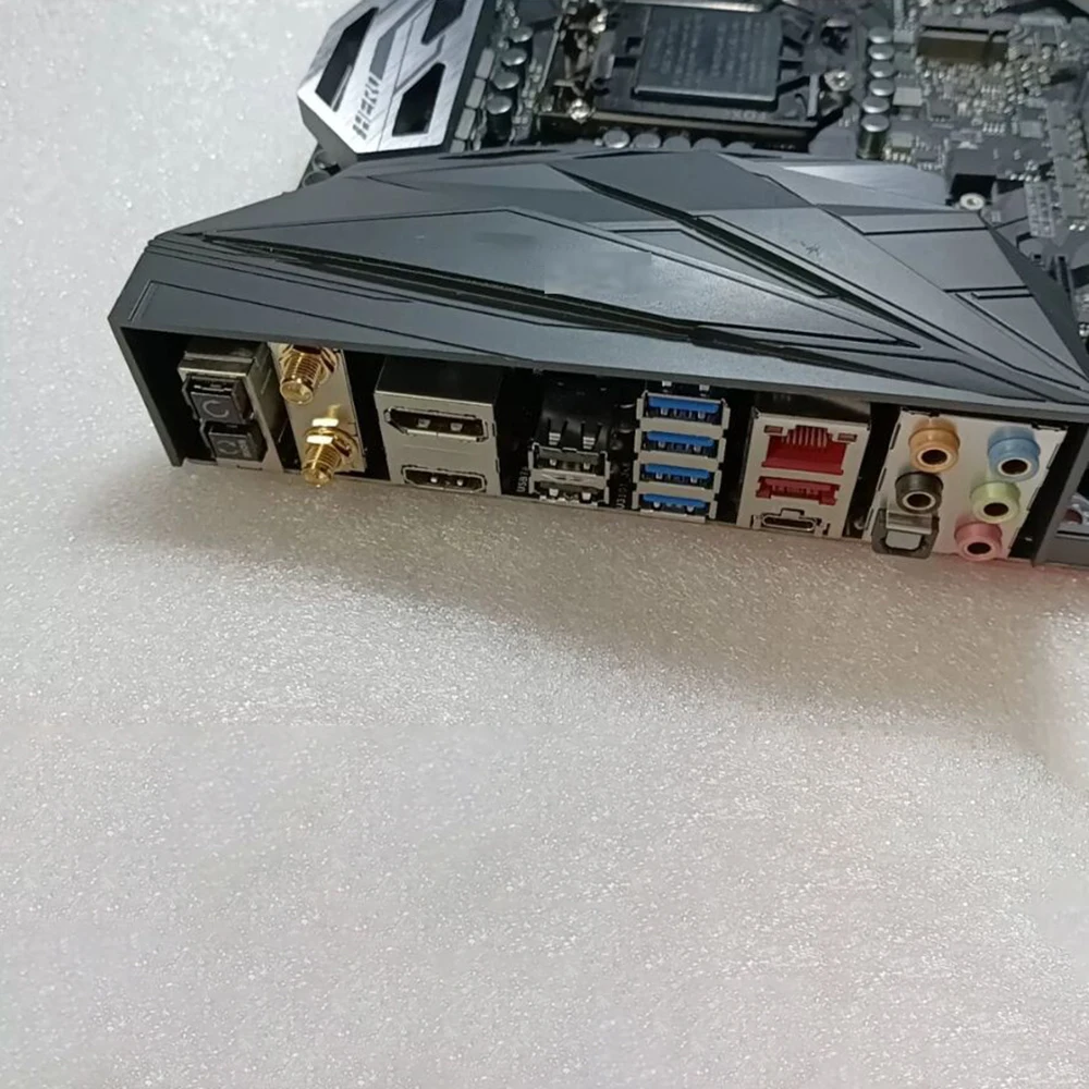 

Z370 Des-ktop Motherboard ROG MAXIMUS X HERO (WI-FI) LGA1151