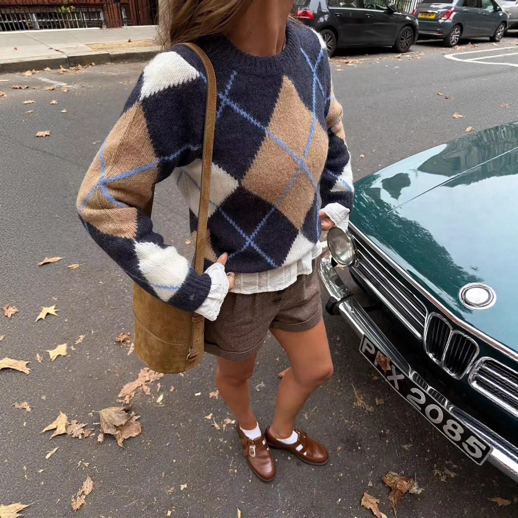 Maglione lavorato a maglia caldo vintage da donna Autunno Inverno Moda Pullover con diamanti Maglione girocollo Top casual multiuso a maniche lunghe