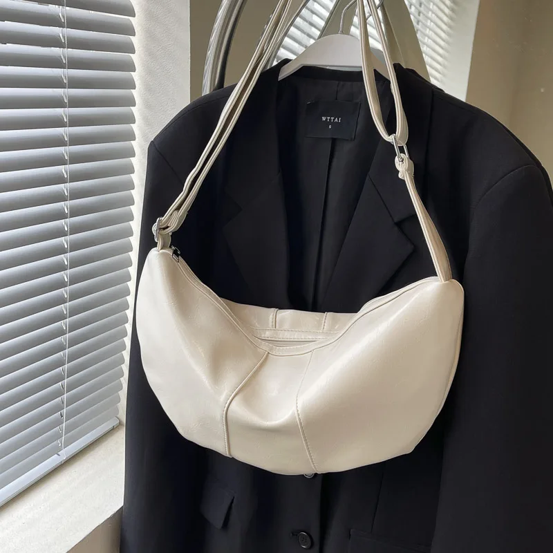 

Женская сумка через плечо с клецками, однотонная повседневная сумка в форме полумесяца, большая вместительная сумка-саквояж в стиле ретро, женская дорожная сумка