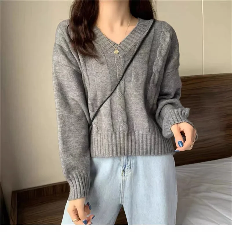 2024Autumn and Winter New Cashmere Sweater Women's V-neck High end Luxury Pullover Shirt 100% Wool Knitted Loose Fashion Top