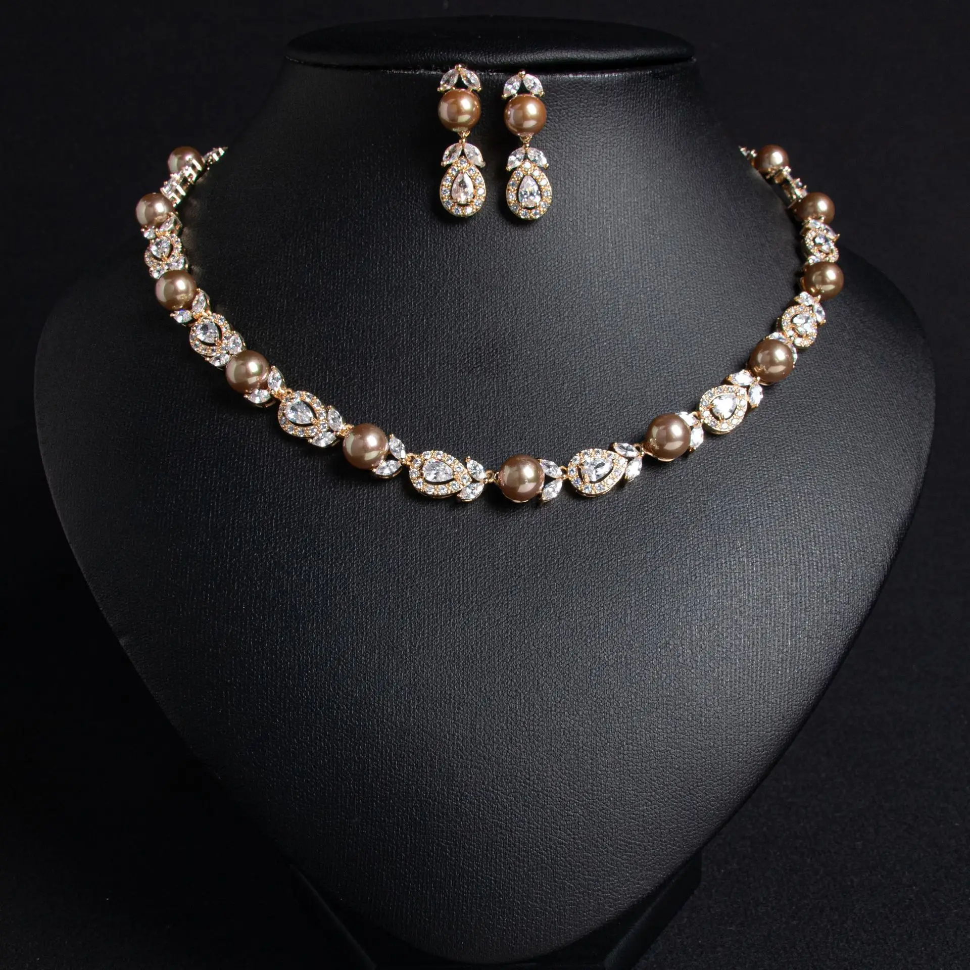 

Luxury Pearl Zircon Necklace Earrings Set Bridal Jewelry Women