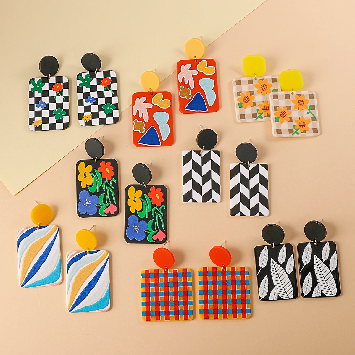 

AENSOA Trendy Colorful Plaid Floral Pattern Acrylic Drop Earrings for Women Geometric Square Pendientes Earrings Jewelry 2022