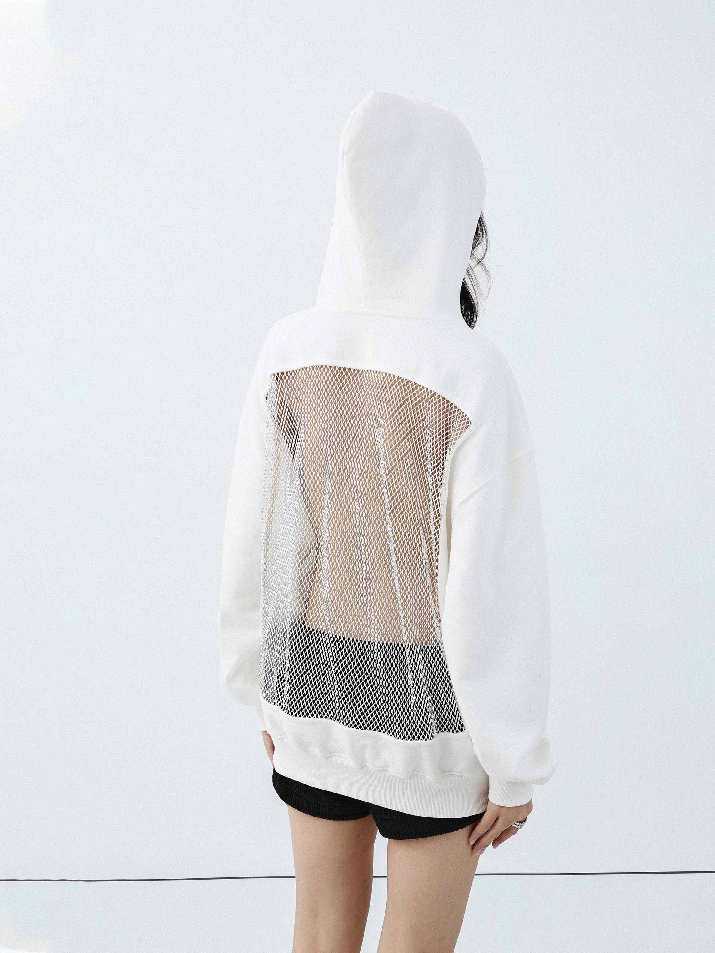 

Потрясающий топ ранней осени в стиле ретро, элитный американский стиль, свободный и повседневный черный пуловер с капюшоном и открытой спиной.