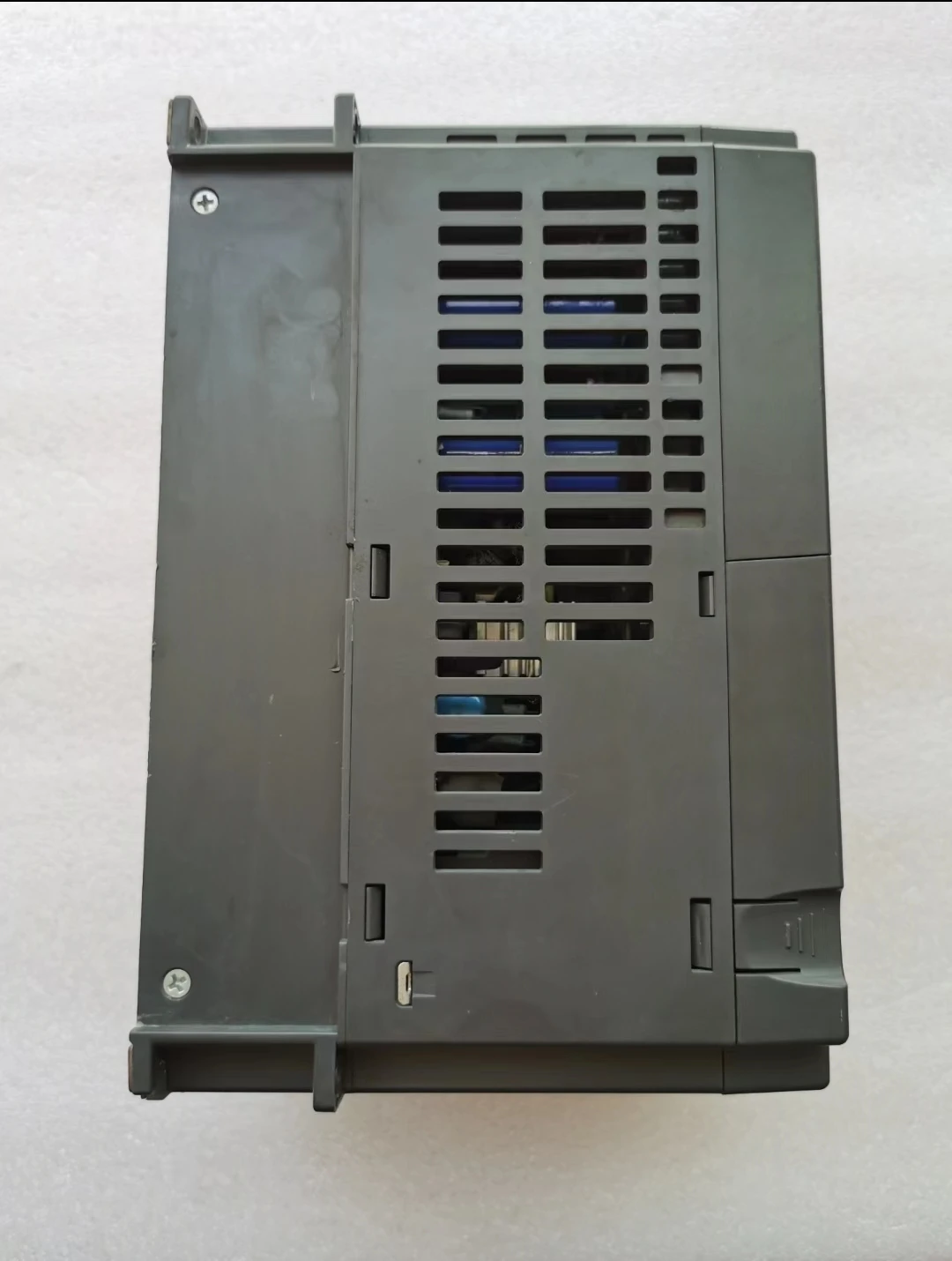 VFD037CP43B-21 Used Delta inverter 3.7kW 380V operation function OK