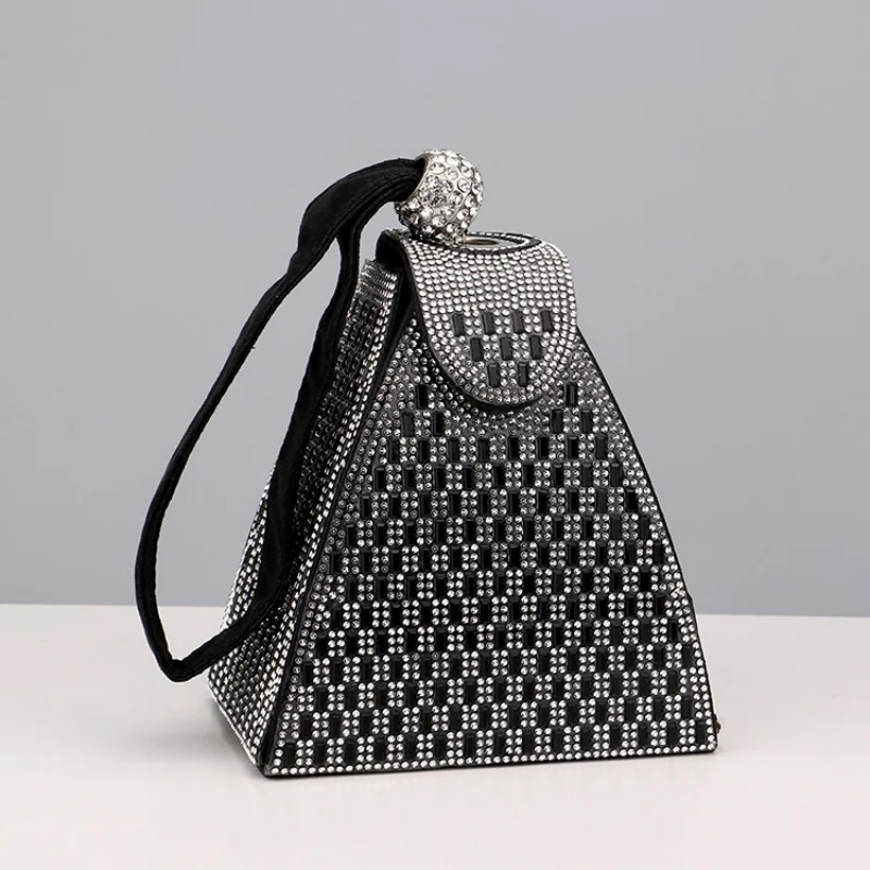 Fashion Shiny Crystal Clutch Purse Bucket Shoulder Bag Rhinestone Handmade Handbags Luxury Designer Evening Clutch Bag  ﻿