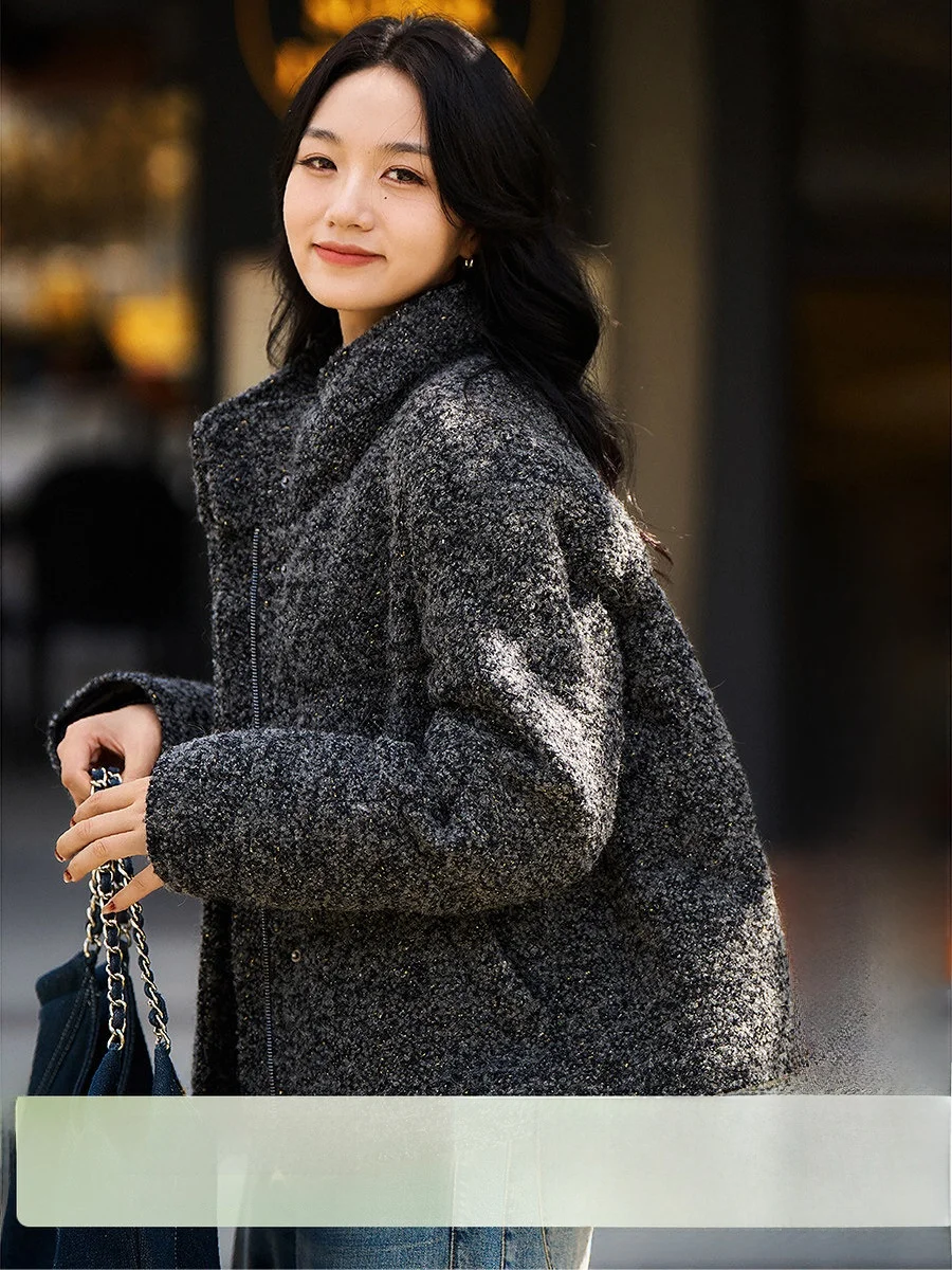 

Ele White Goose down Puffer Jaet Woolen Tiing Fabric Stand Collar Faionable Warmth Artistic Sle Long Sve Coat