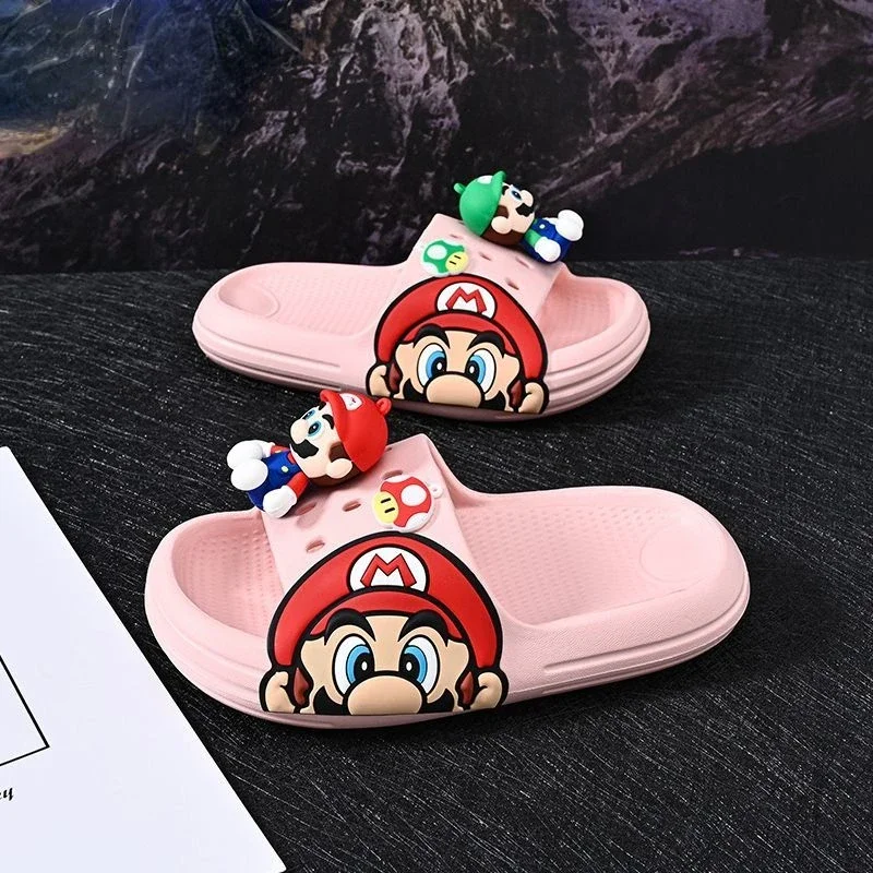 Super Mario Bros new cute cartoon indoor antiscivolo confortevole suola morbida pantofole leggere e traspiranti per genitori e bambini