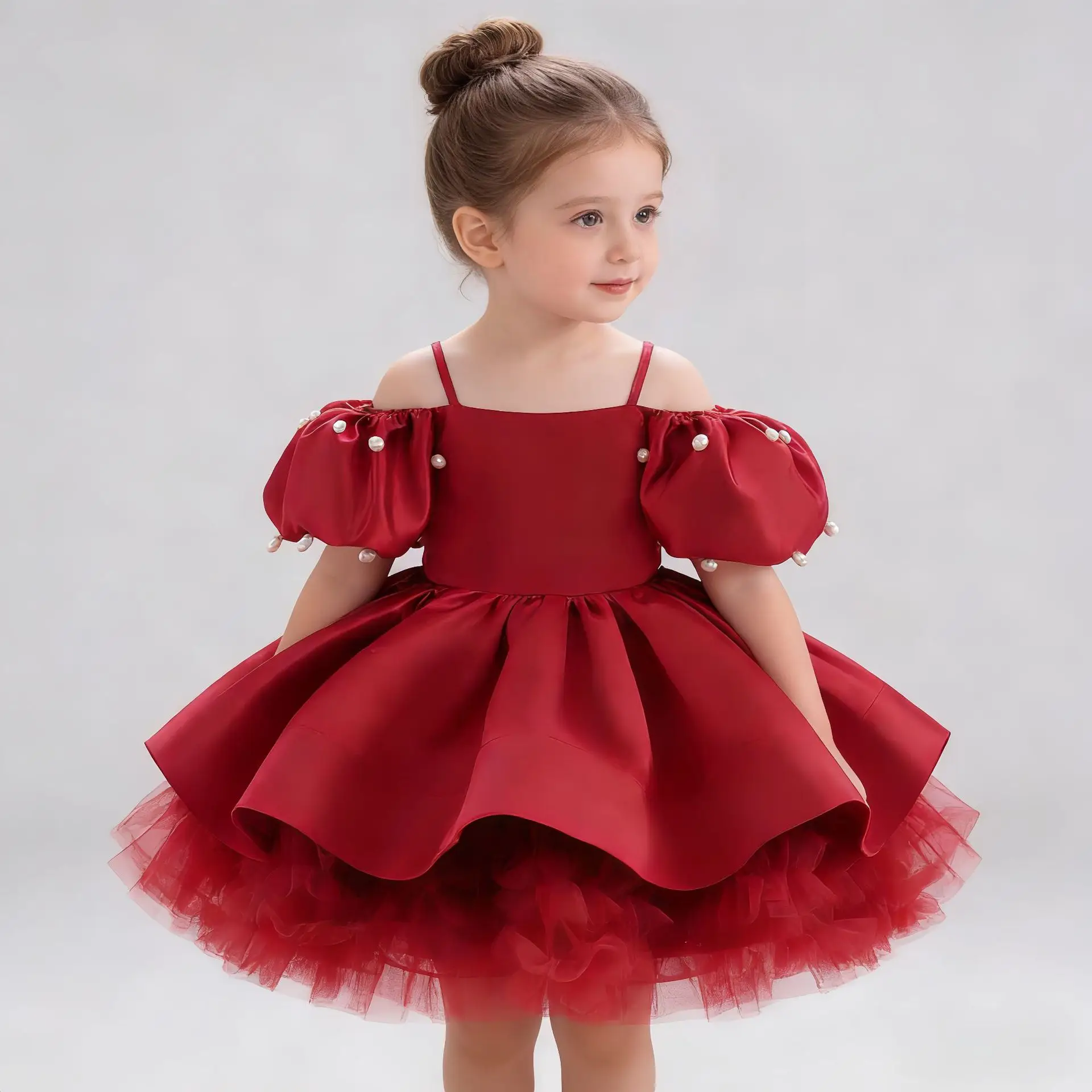 Children's red dress, princess dress fluffy veil, flower girl's wedding, little girl's birthday, host's walk show performance