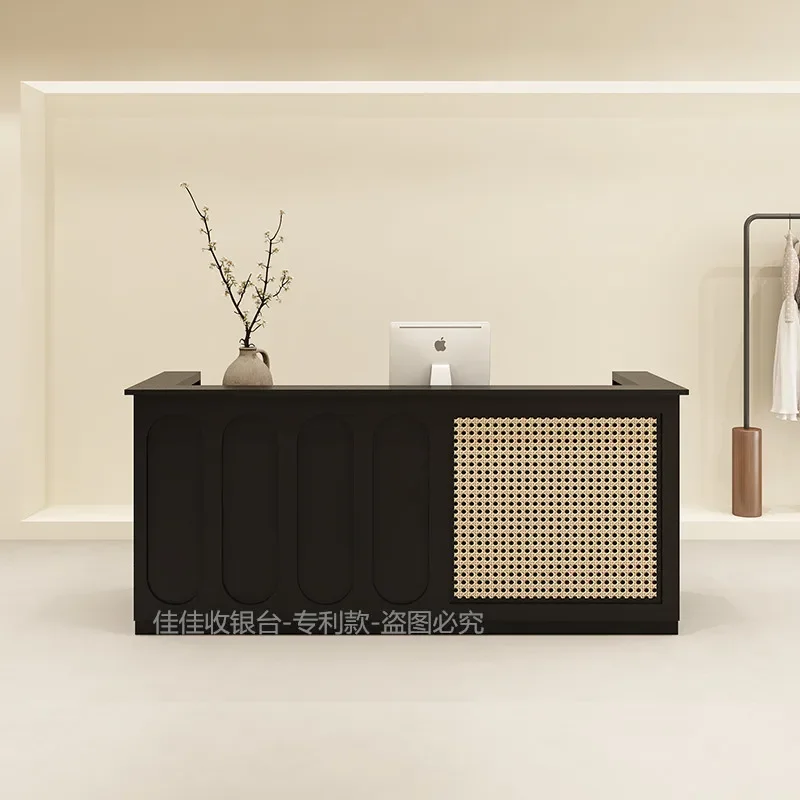 متجر Wabi Sanfeng لبيع الملابس، صفحة الخروج من الخشب الصلب، متجر طاولة صغيرة