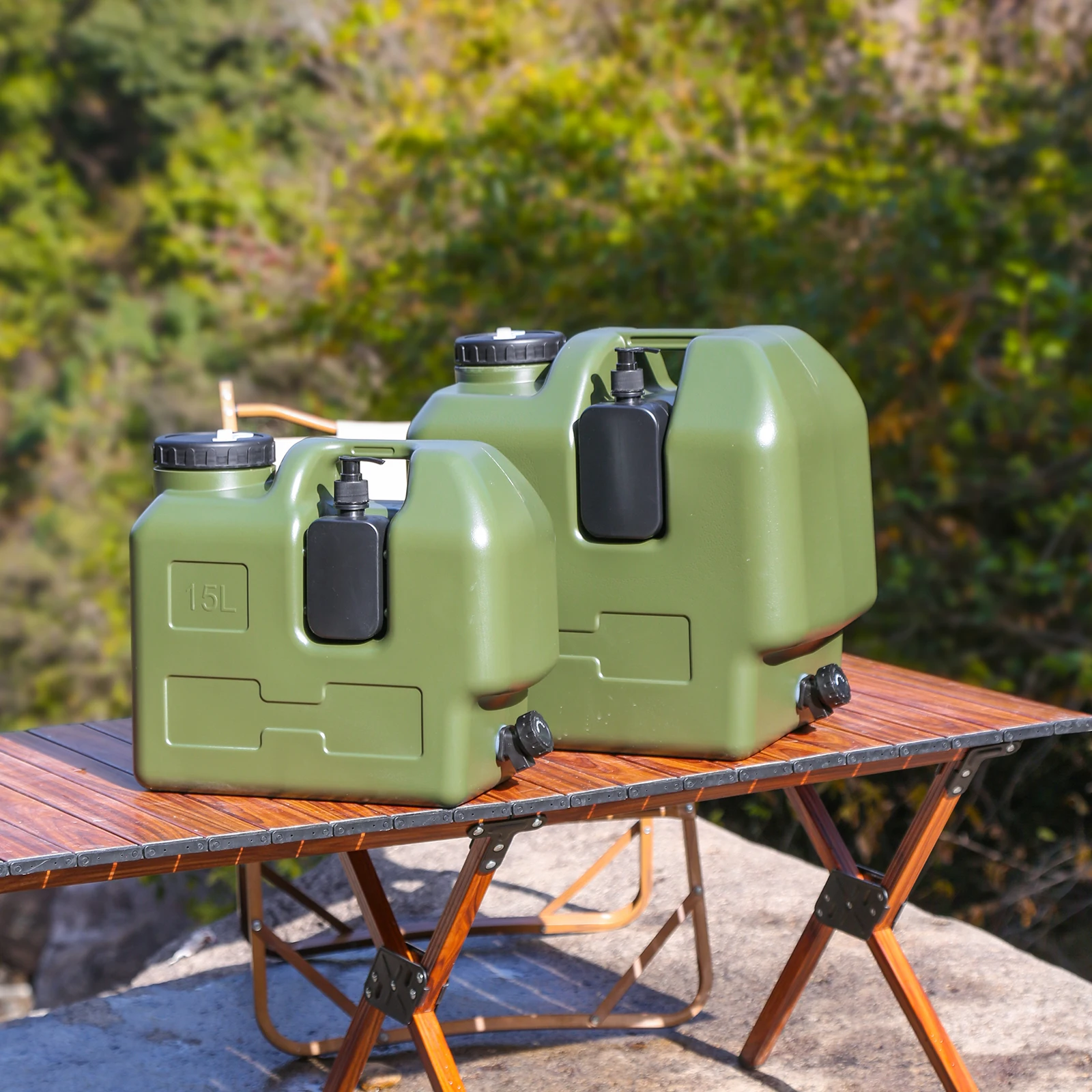 15/30L Tragbarer Camping-Wasserkrug mit Zapfhahn und Seifenspender, BPA-freier Wassertank für Outdoor-Camping und Auto – Detail 2